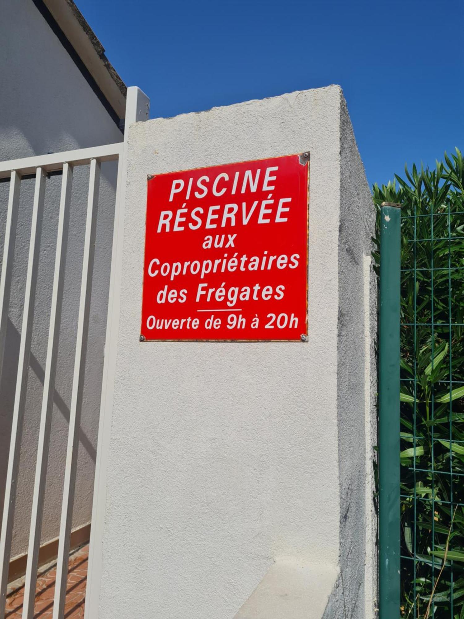 Magnifique Vue Mer Pour Ce T2 Avec Piscine Saint-Cyprien  Bagian luar foto